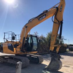 JCB JS130LC