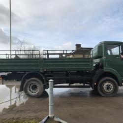 MERCEDES 4 X 4 1017