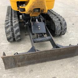 JCB 8008